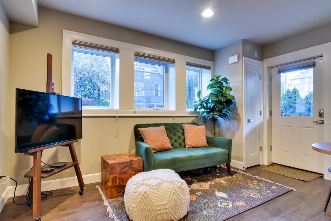 Photo of Livingroom in Goose Hollow