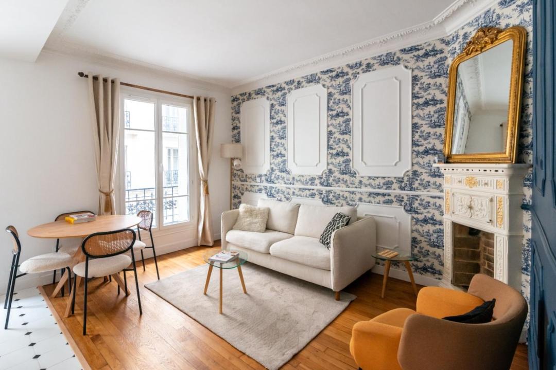 Photo of Livingroom in Saint-Lambert