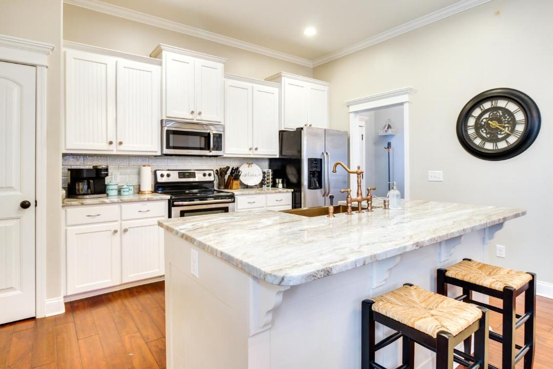 Photo of Kitchen in Thomas Square
