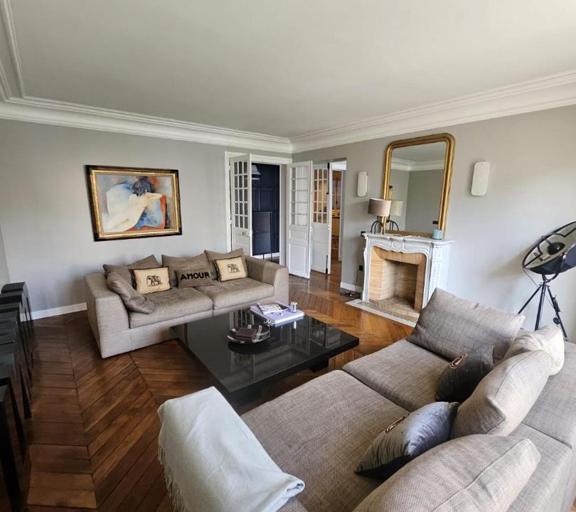 Photo of Livingroom in Faubourg Saint-Germain