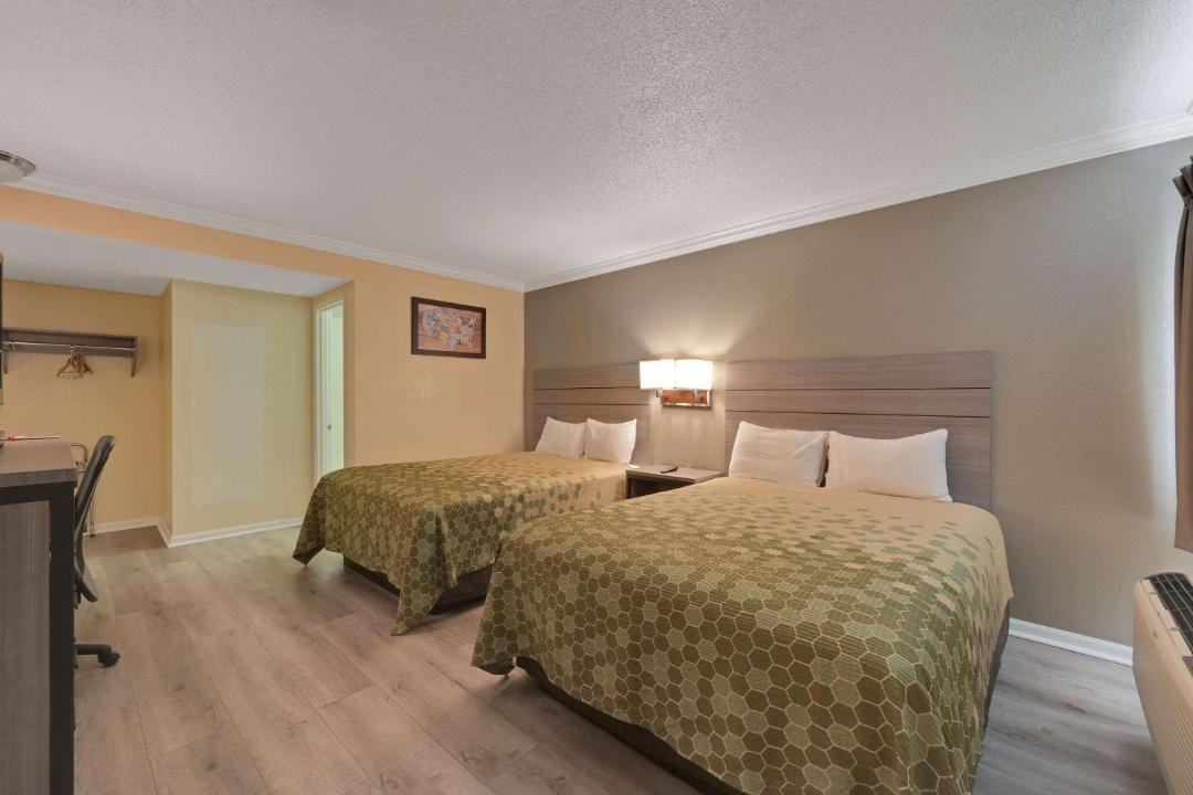 Photo of Bedroom in Woodland