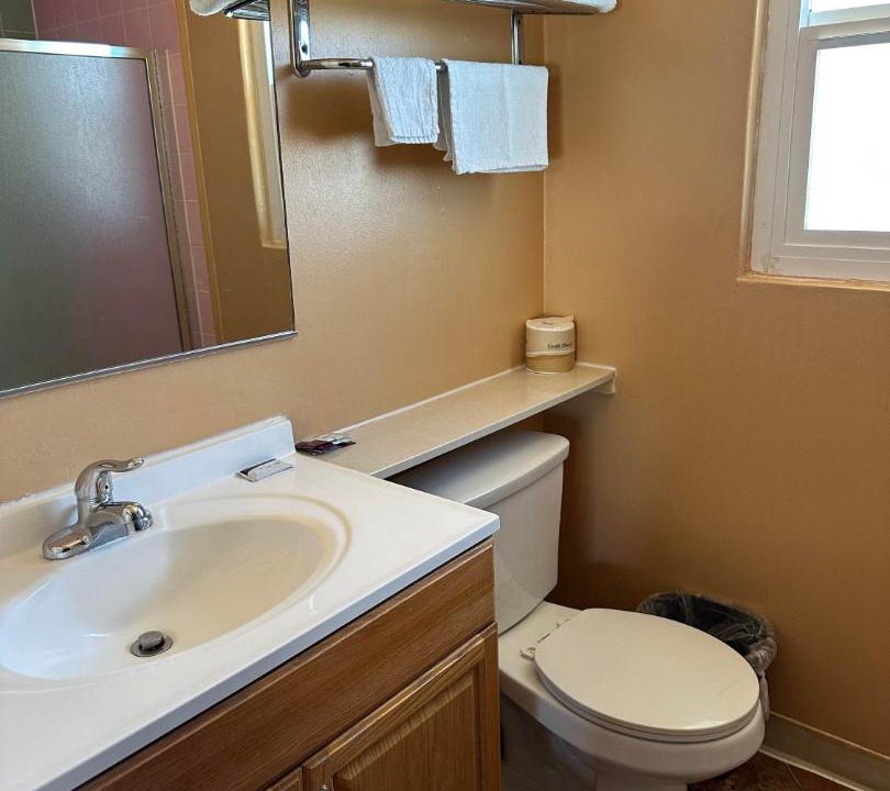 Photo of Bathroom in King City