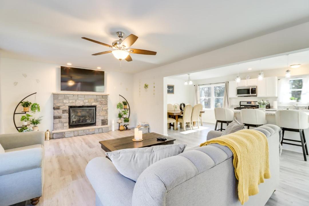 Photo of Livingroom in Pocono Summit