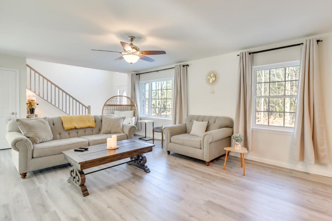 Photo of Livingroom in Pocono Summit