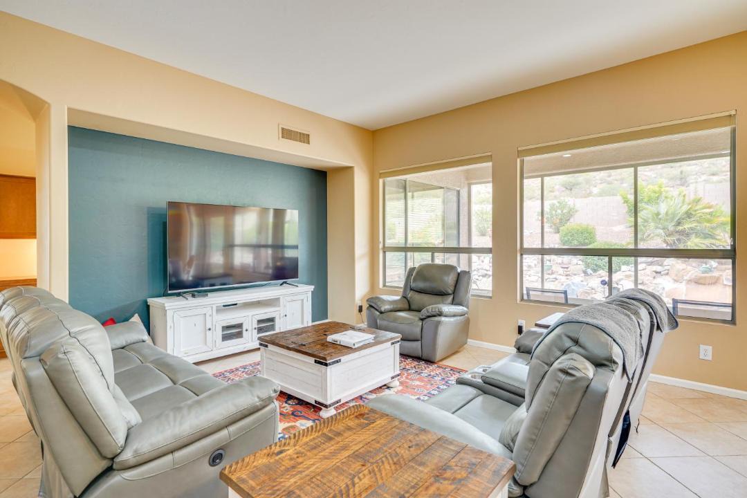 Photo of Livingroom in Saddlebrooke
