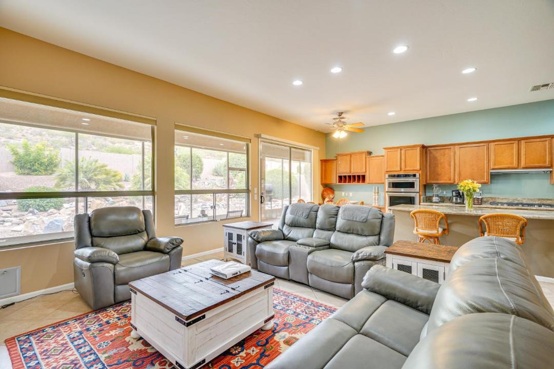 Photo of Livingroom in Saddlebrooke