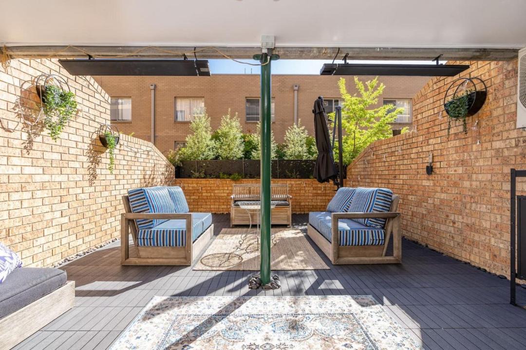 Photo of Patio Balcony in Manuka