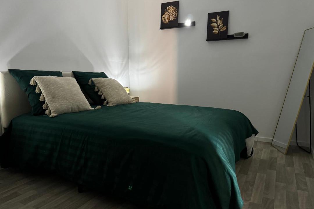 Photo of Bedroom in Voulx