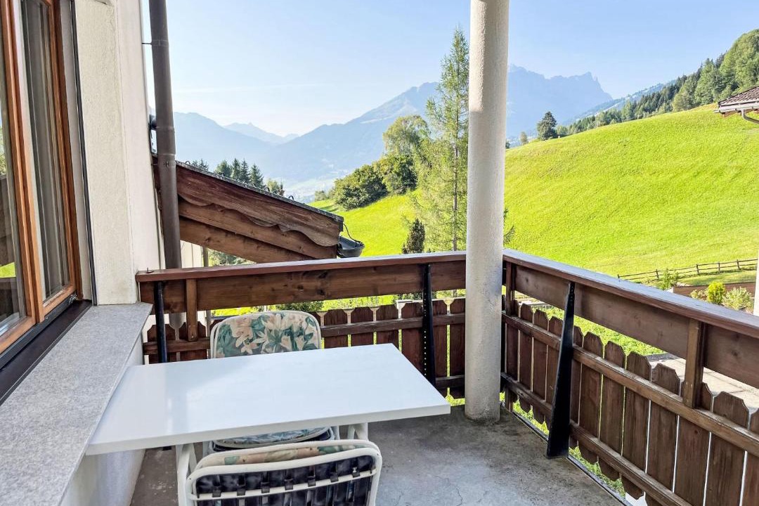 Photo of Patio Balcony in Salouf