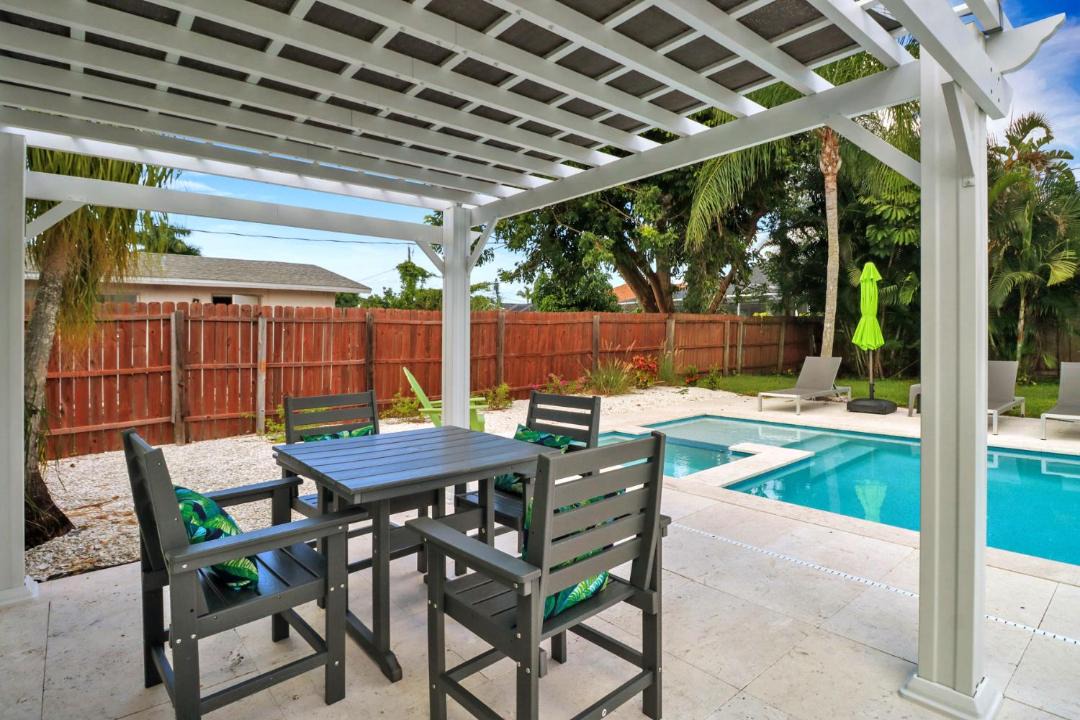 Photo of Patio Balcony in Naples Park