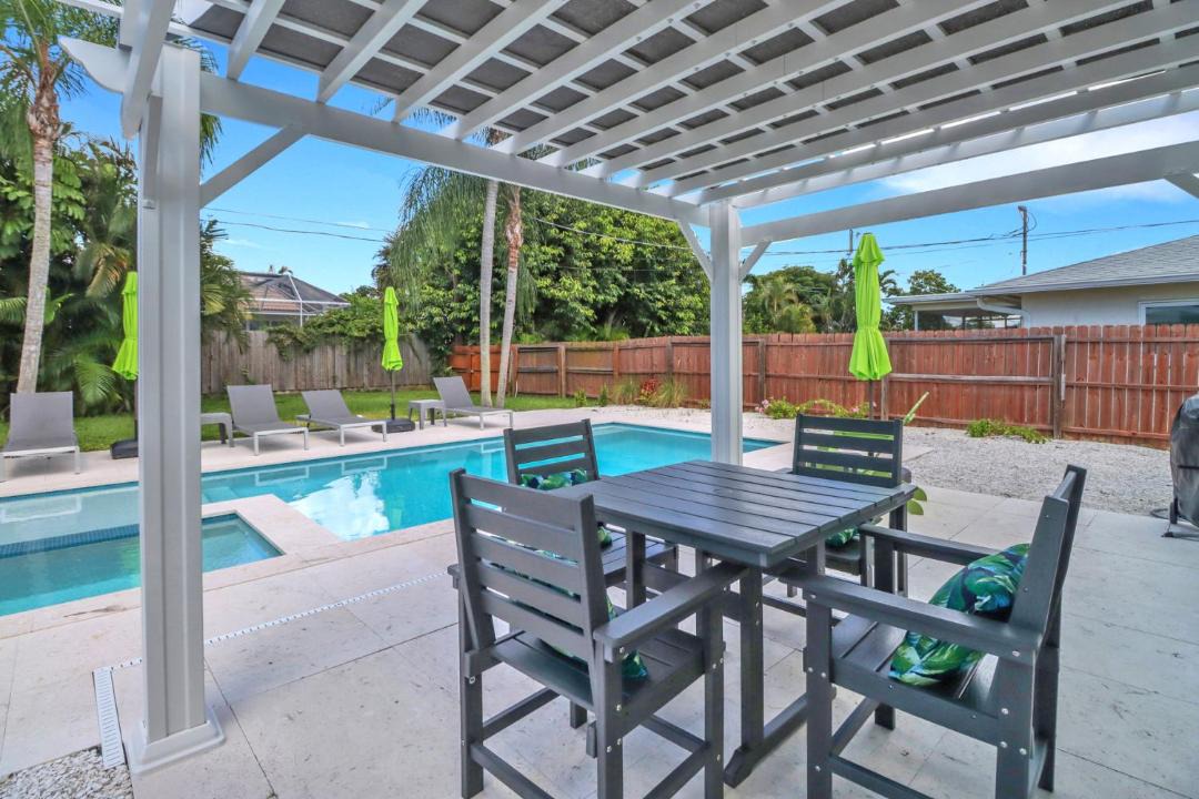 Photo of Patio Balcony in Naples Park
