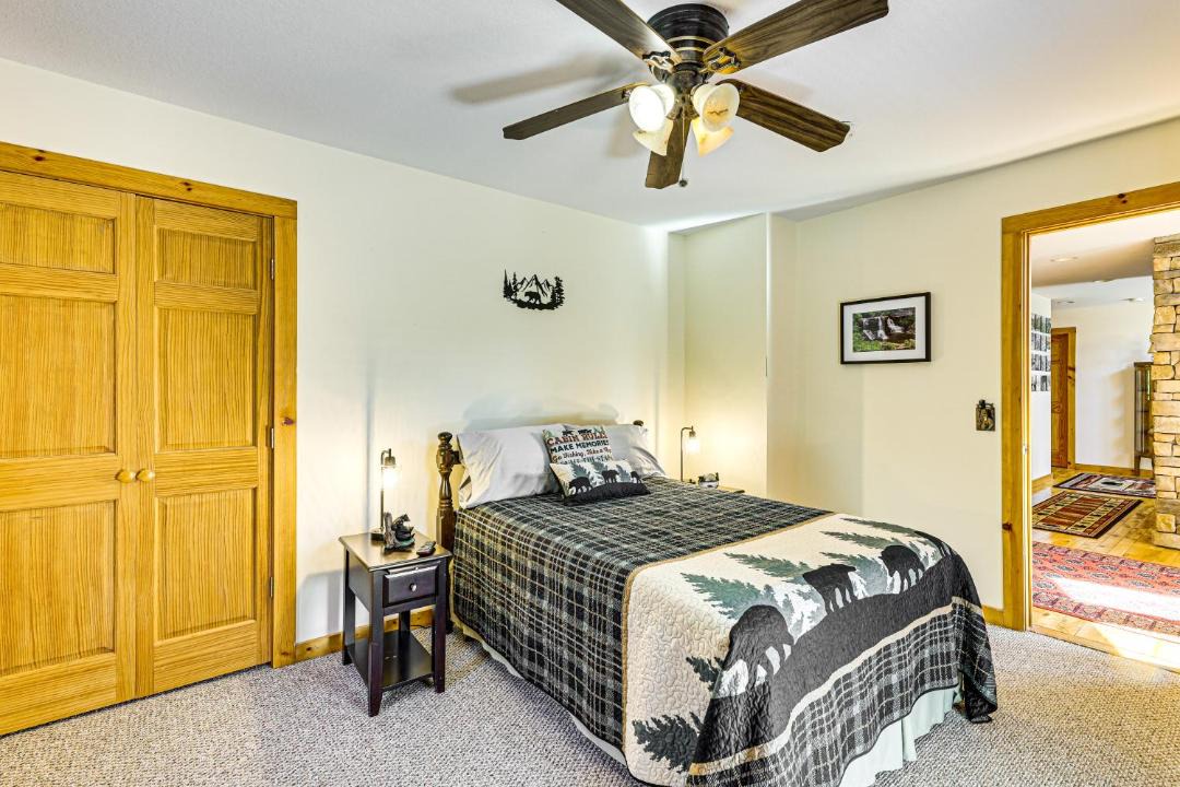 Photo of Bedroom in Mace