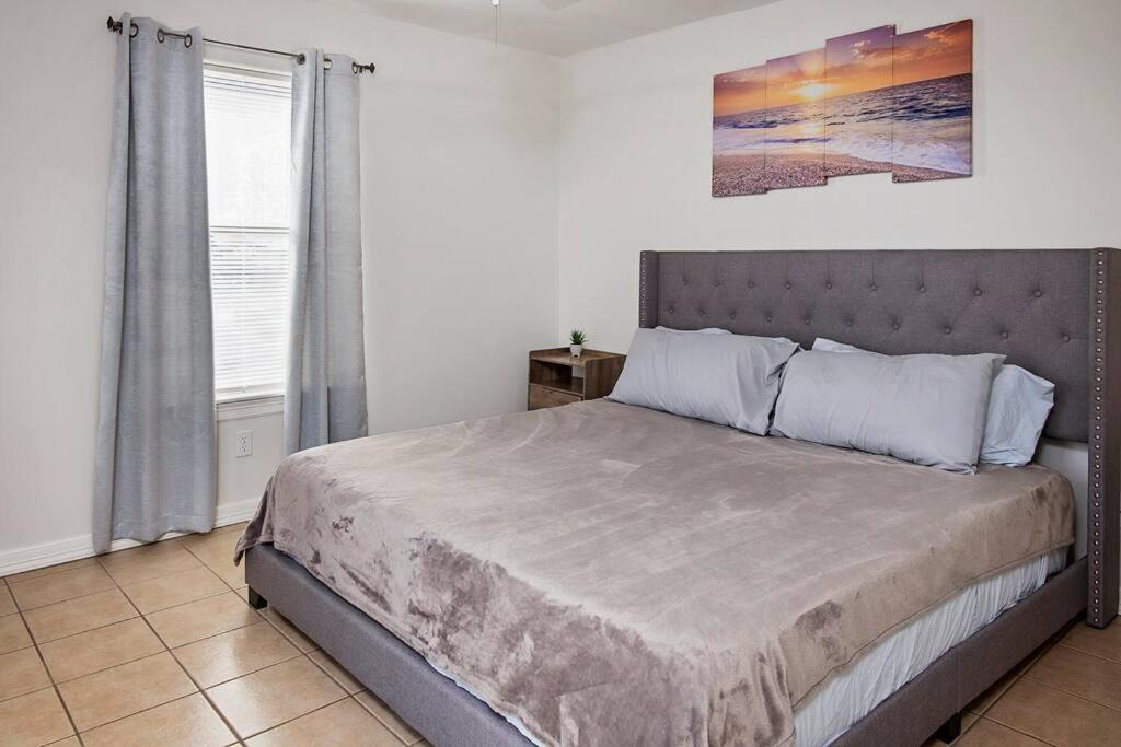 Photo of Bedroom in Port Isabel