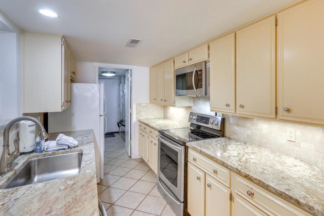 Photo of Kitchen in Shipyard Plantation