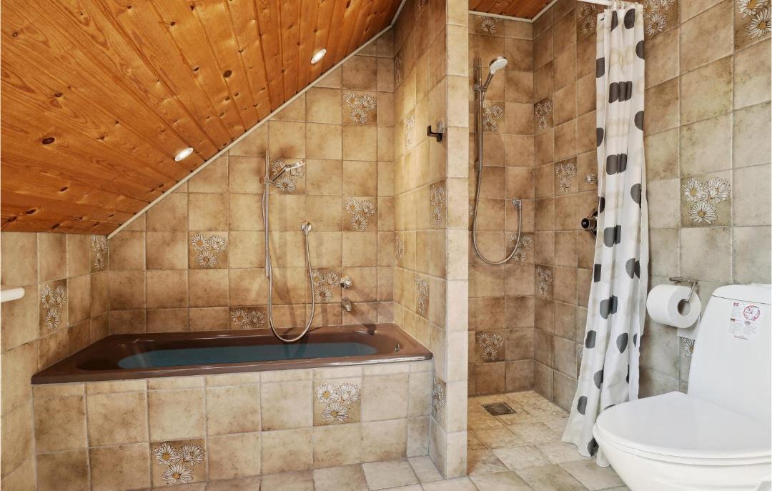 Photo of Bathroom in Nykobing Mors