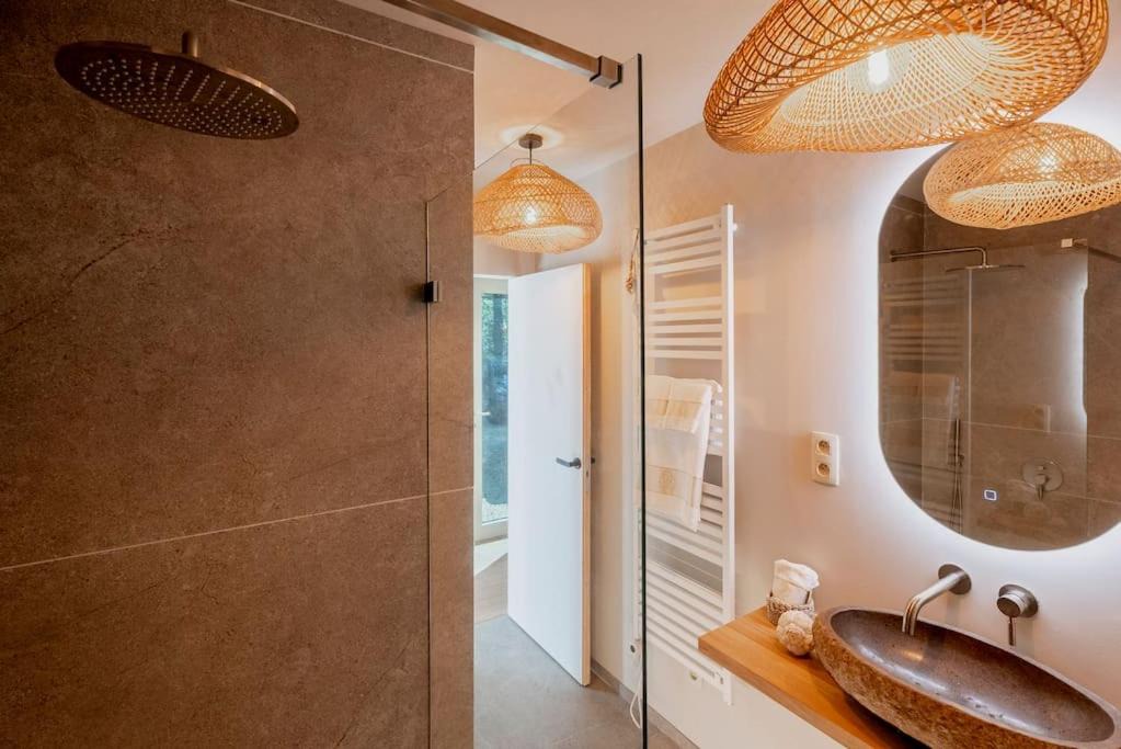 Photo of Bathroom in Westmeerbeek