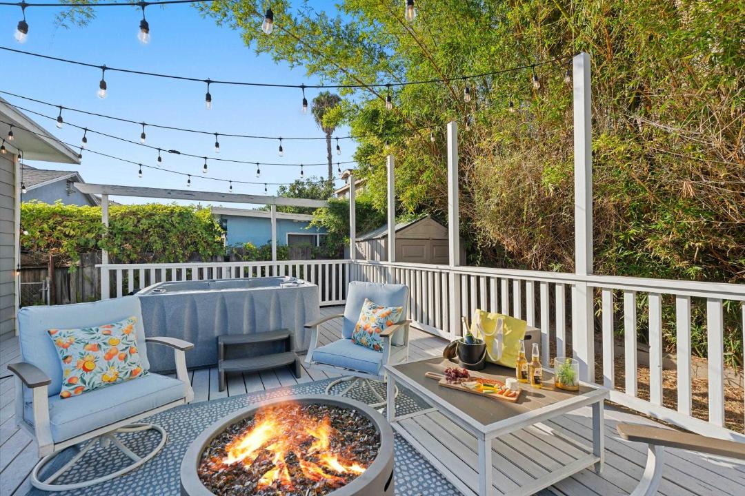Photo of Patio Balcony in Roseville - Fleet Ridge