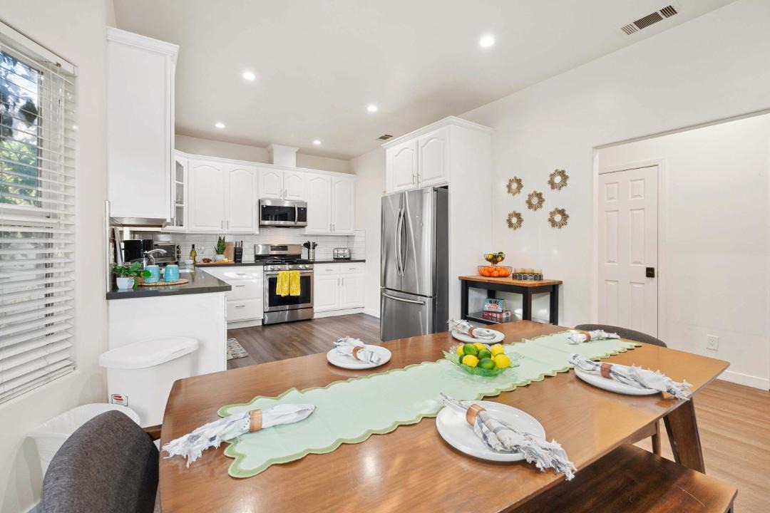 Photo of Kitchen in Roseville - Fleet Ridge
