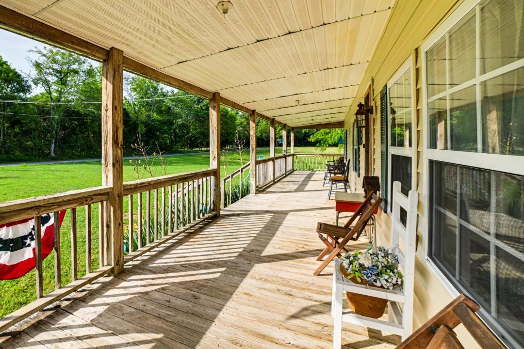 Photo of Patio Balcony in McEwen