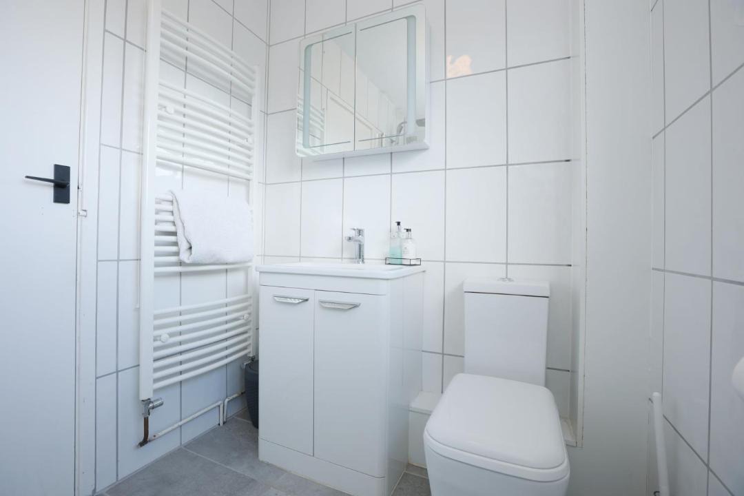 Photo of Bathroom in Lisvane