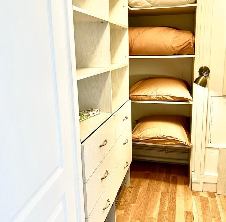 Photo of Bedroom in Republique–Point-du-Jour