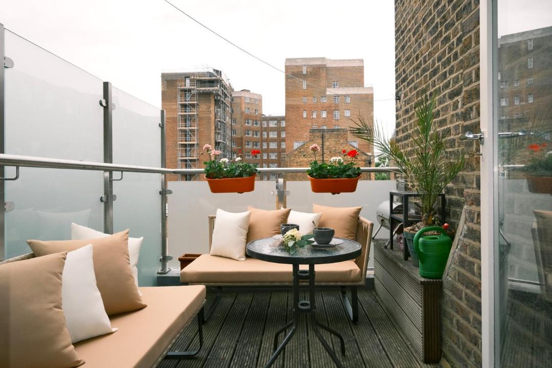 Photo of Patio Balcony in Ravenscourt Park