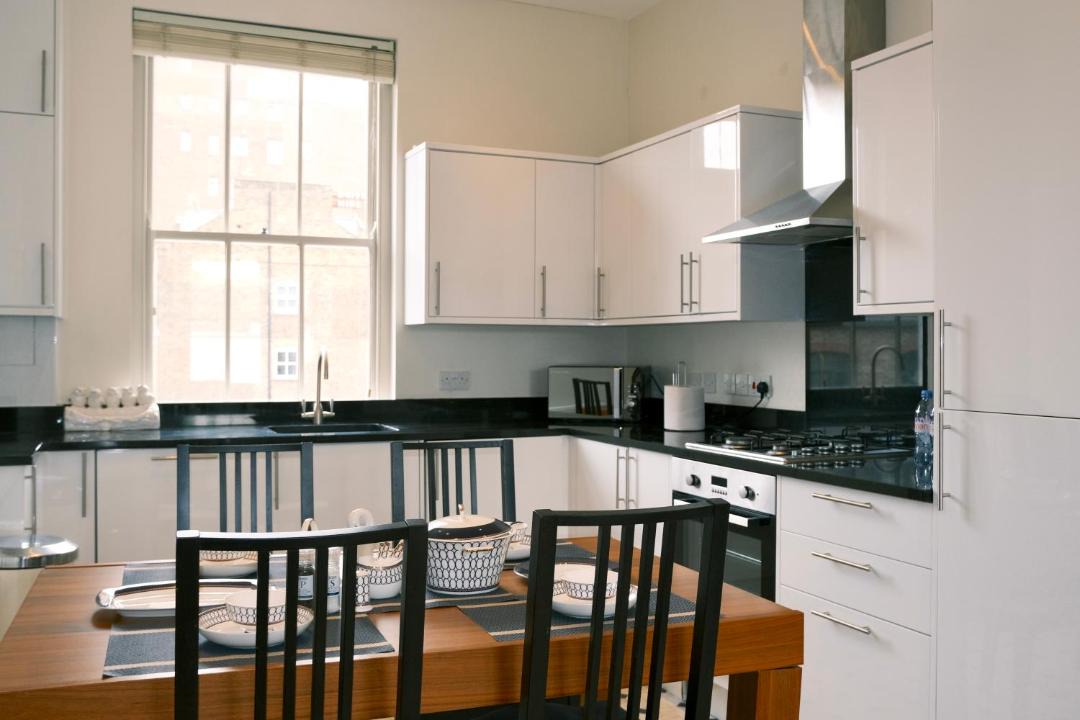 Photo of Kitchen in Ravenscourt Park