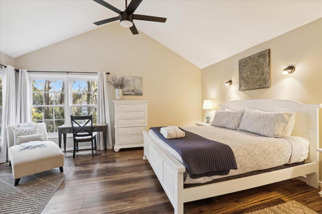 Photo of Bedroom in Shipyard Plantation