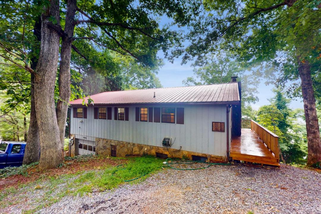 Photo of Others in Hiawassee