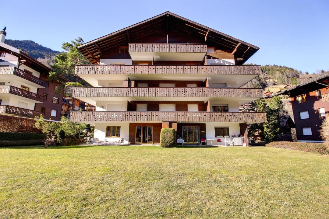 Photo of Others in Champery