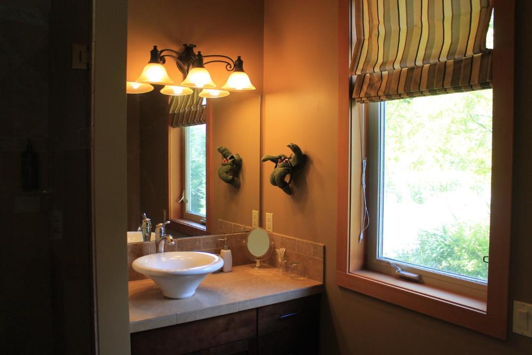 Photo of Bathroom in Robson