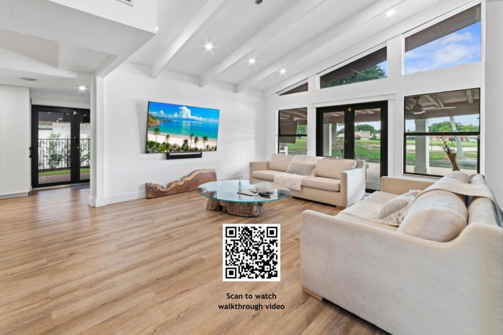 Photo of Livingroom in Country Club