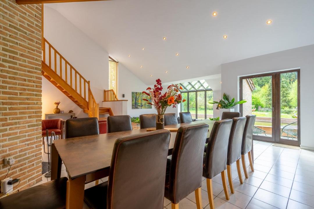 Photo of Livingroom in Vesqueville