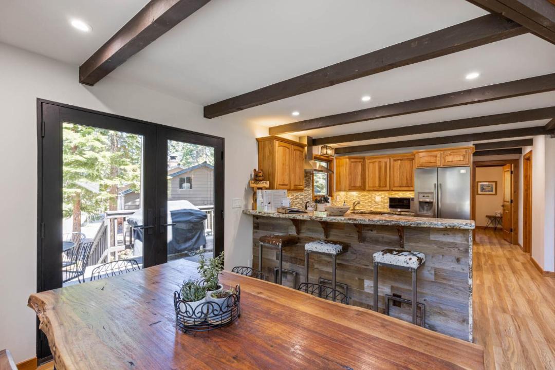 Photo of Livingroom in Carnelian Bay