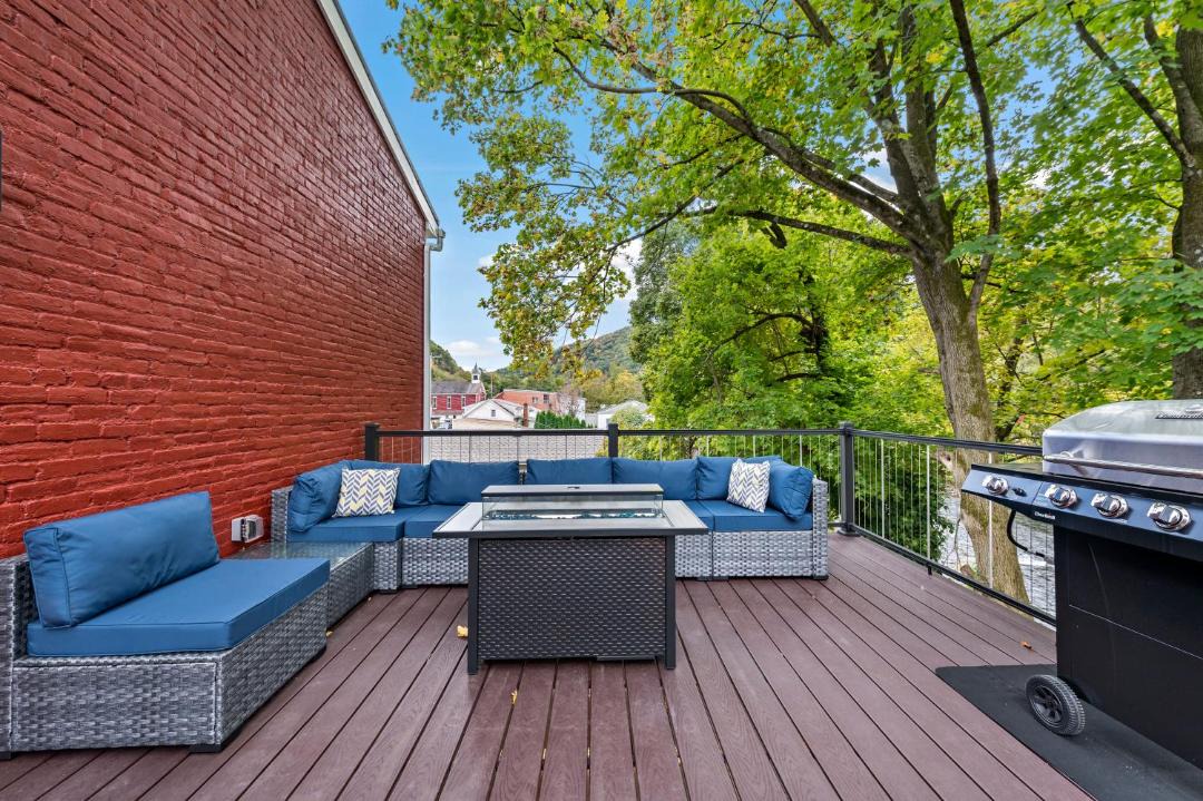 Photo of Patio Balcony in Port Clinton