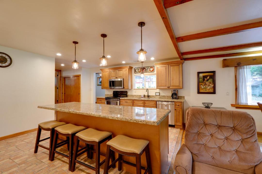 Photo of Kitchen in Pine