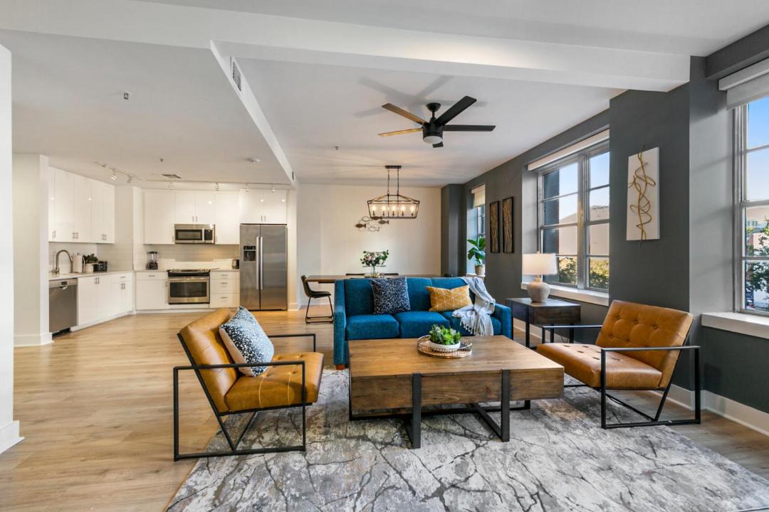 Photo of Livingroom in Central Business District