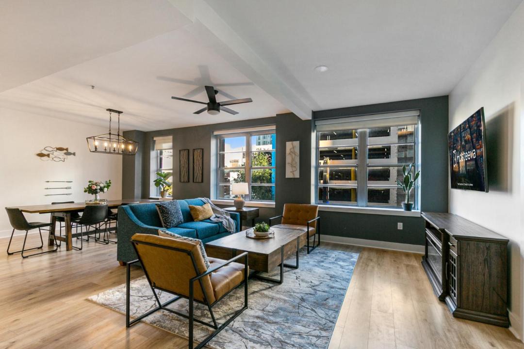 Photo of Livingroom in Central Business District