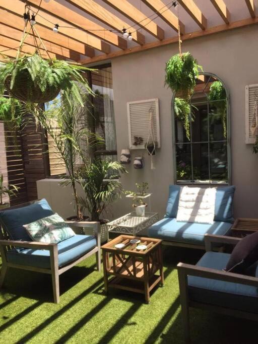 Photo of Patio Balcony in Noordhoek