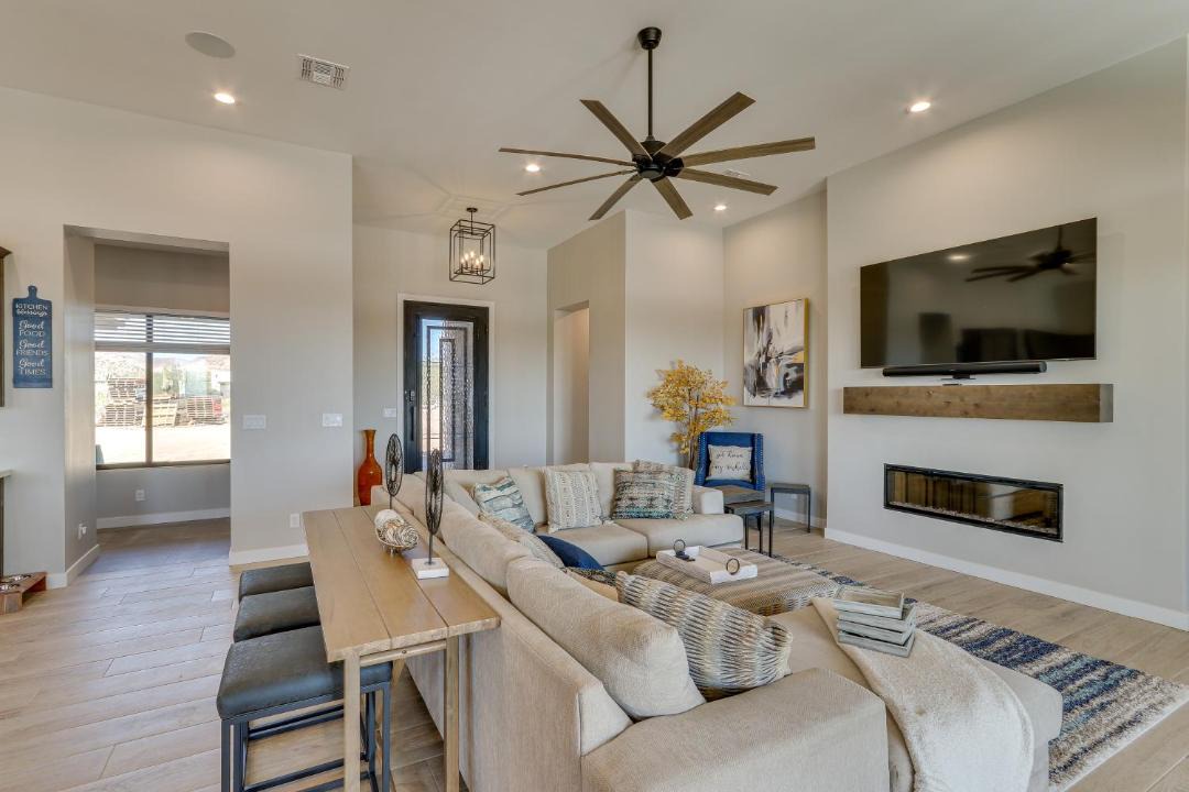 Photo of Livingroom in Apache Junction