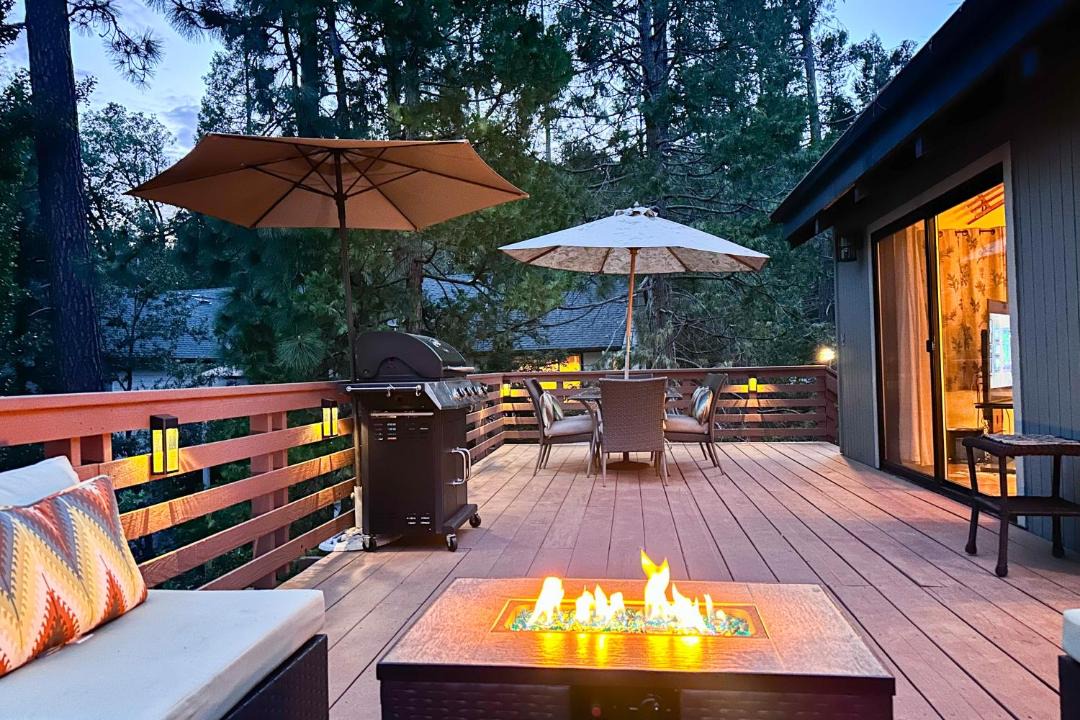 Photo of Patio Balcony in Bass Lake