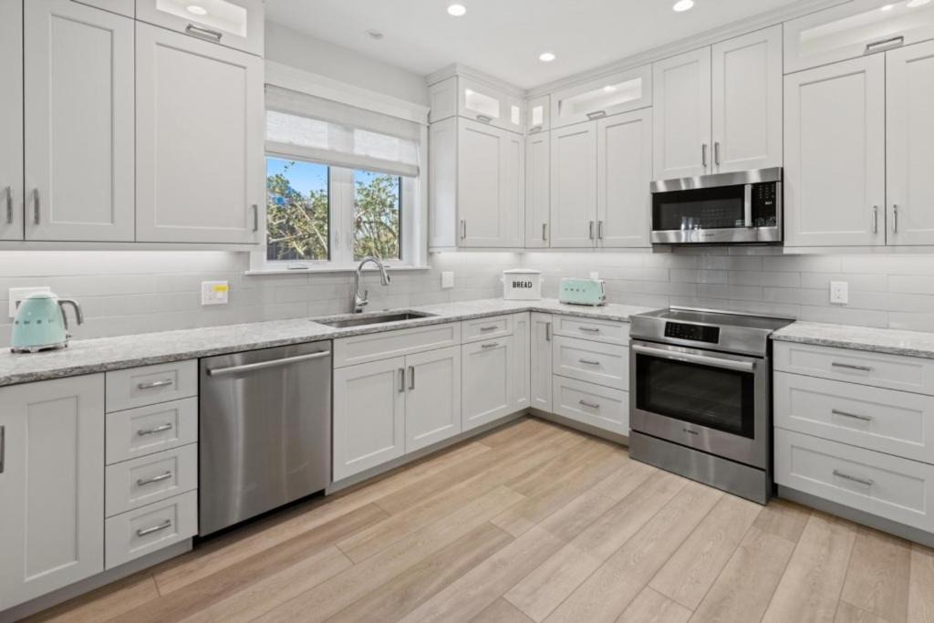 Photo of Kitchen in Heron's Landing