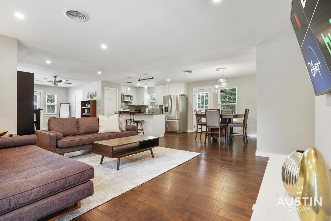 Photo of Livingroom in Highland