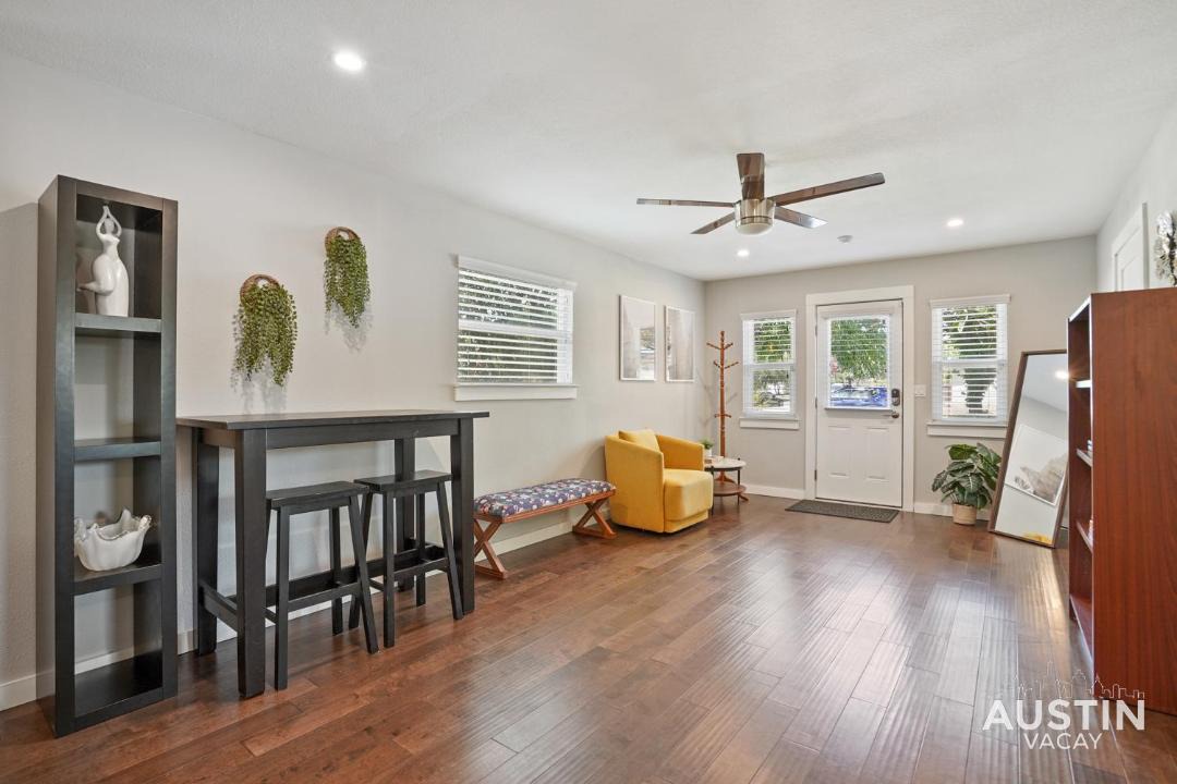 Photo of Livingroom in Highland