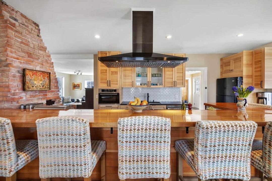 Photo of Livingroom in Lamoine