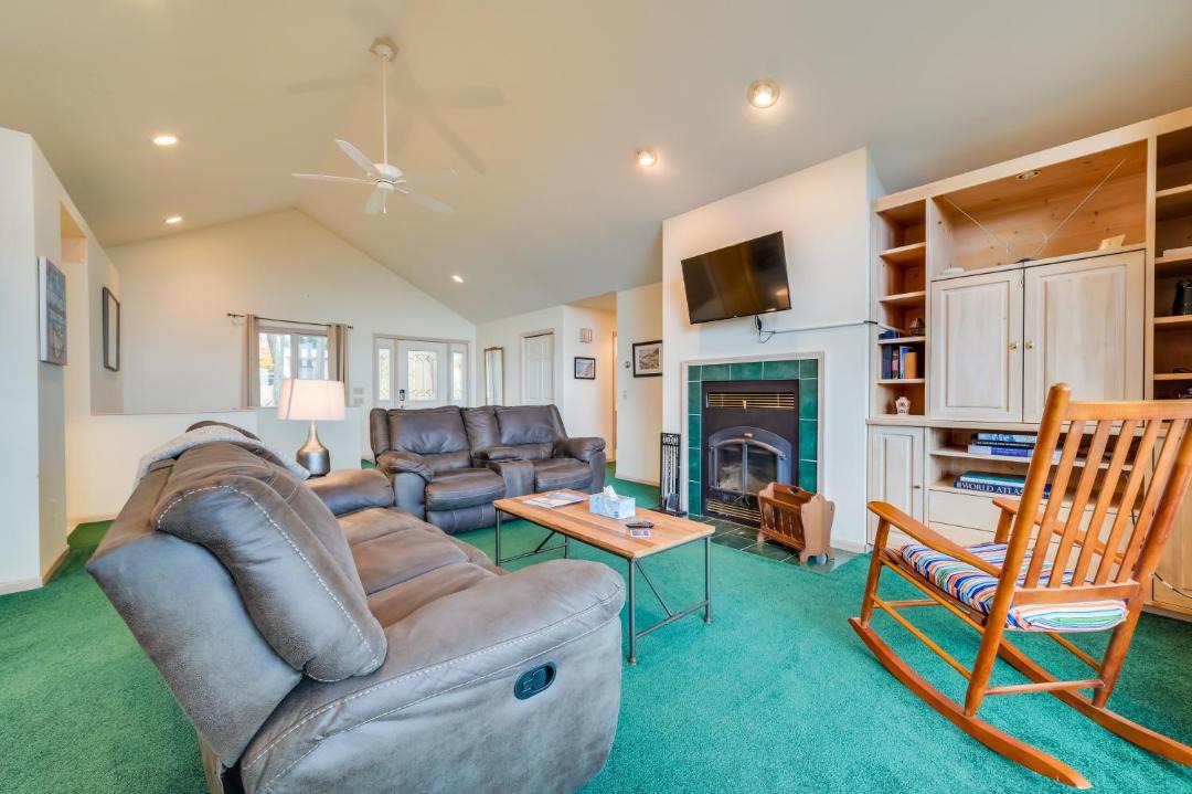Photo of Livingroom in Good Hart