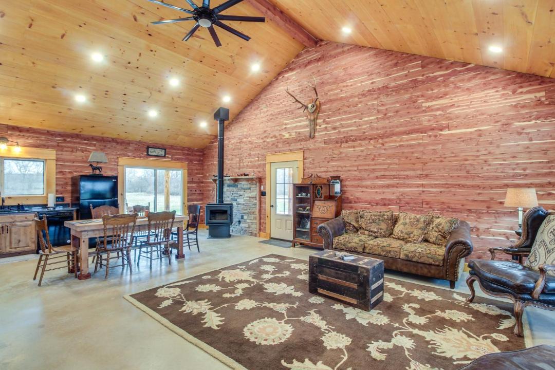 Photo of Livingroom in Drexel