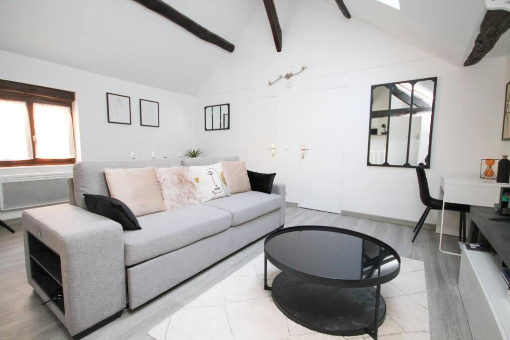 Photo of Livingroom in Pierrefitte-sur-Seine