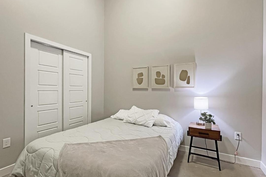 Photo of Bedroom in Downtown Des Moines