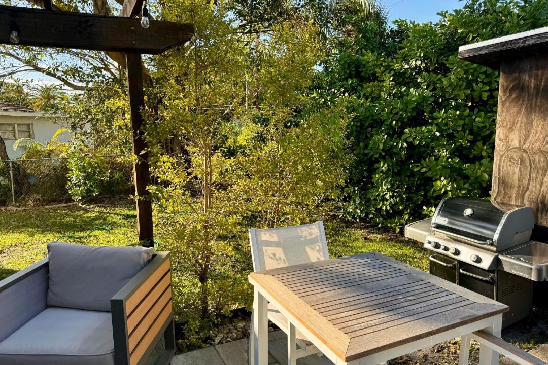 Photo of Patio Balcony in Biscayne Park